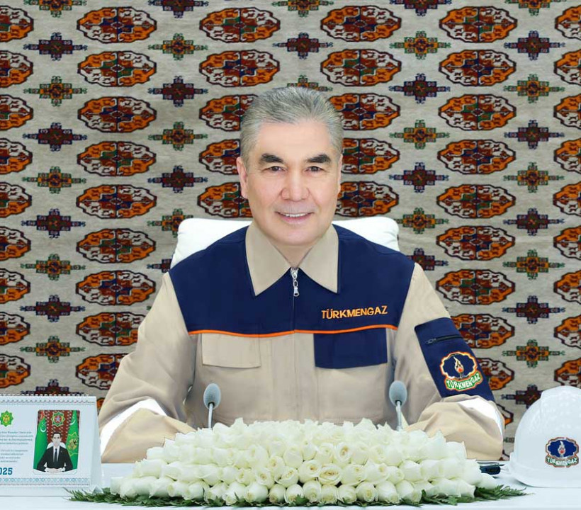 Жалаңаш және орамал